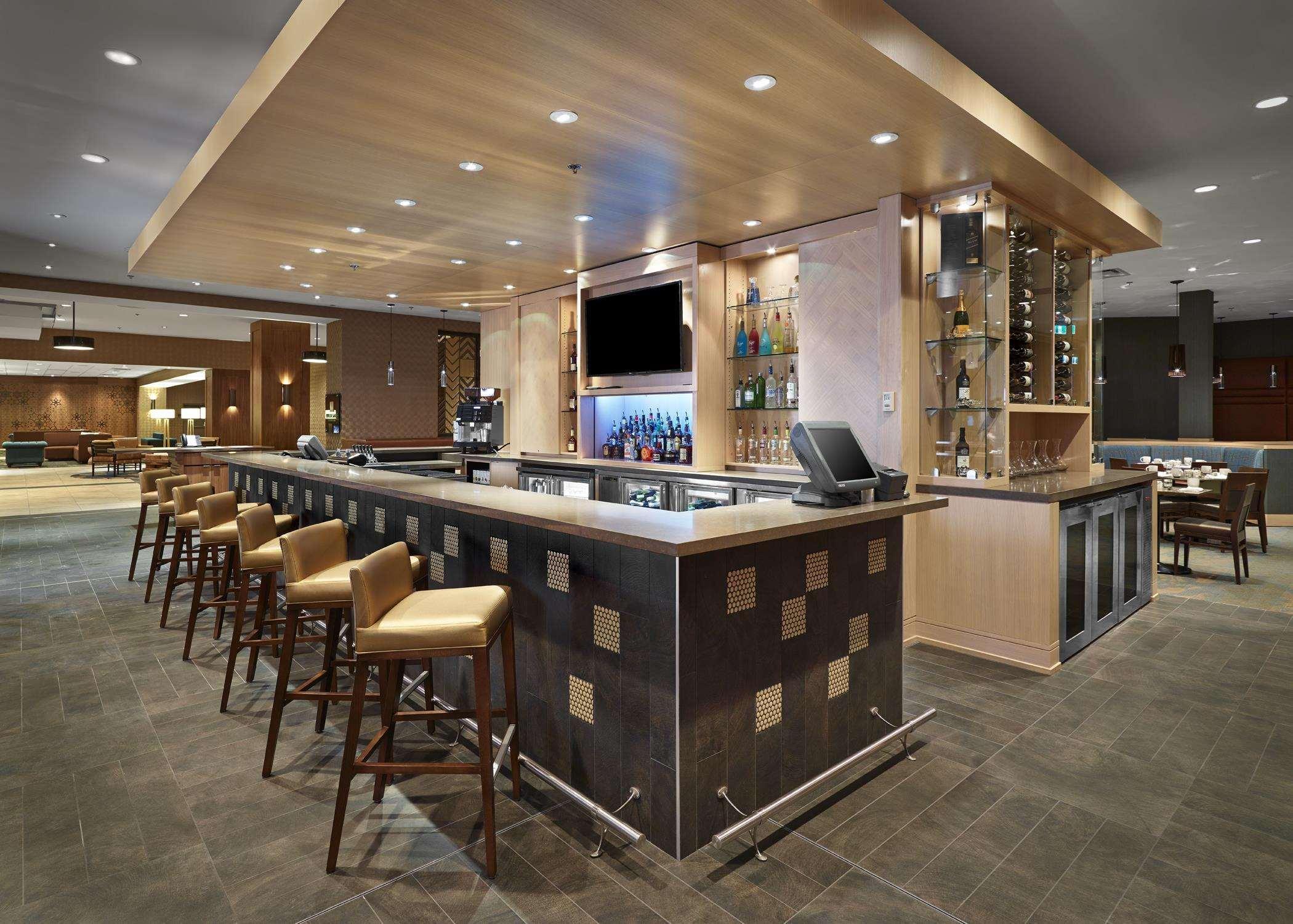 Doubletree By Hilton Hotel & Conference Centre Regina Dış mekan fotoğraf