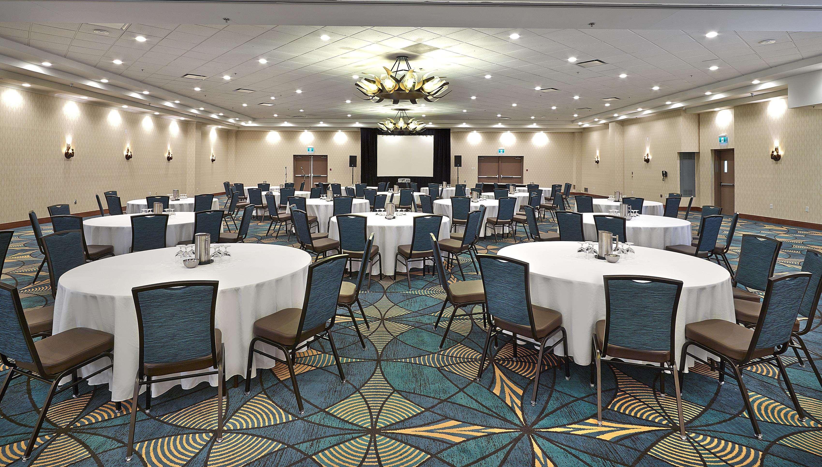 Doubletree By Hilton Hotel & Conference Centre Regina Dış mekan fotoğraf