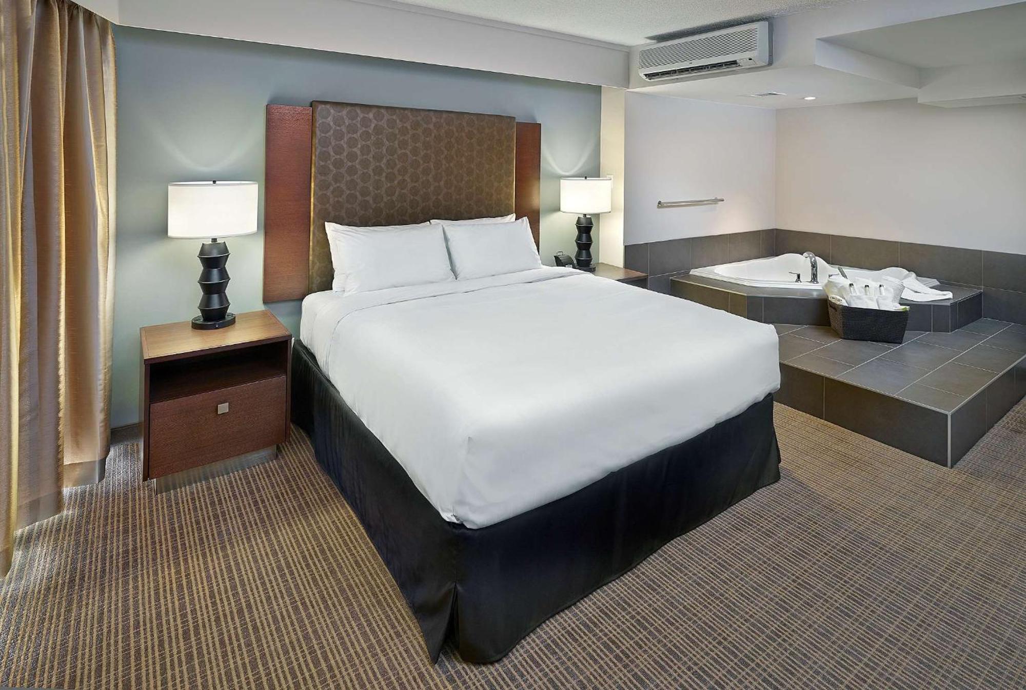 Doubletree By Hilton Hotel & Conference Centre Regina Dış mekan fotoğraf