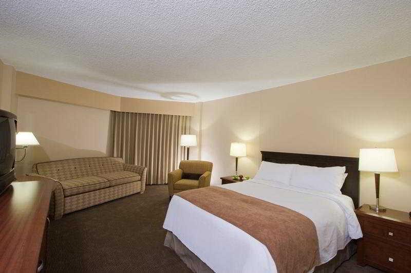 Doubletree By Hilton Hotel & Conference Centre Regina Oda fotoğraf