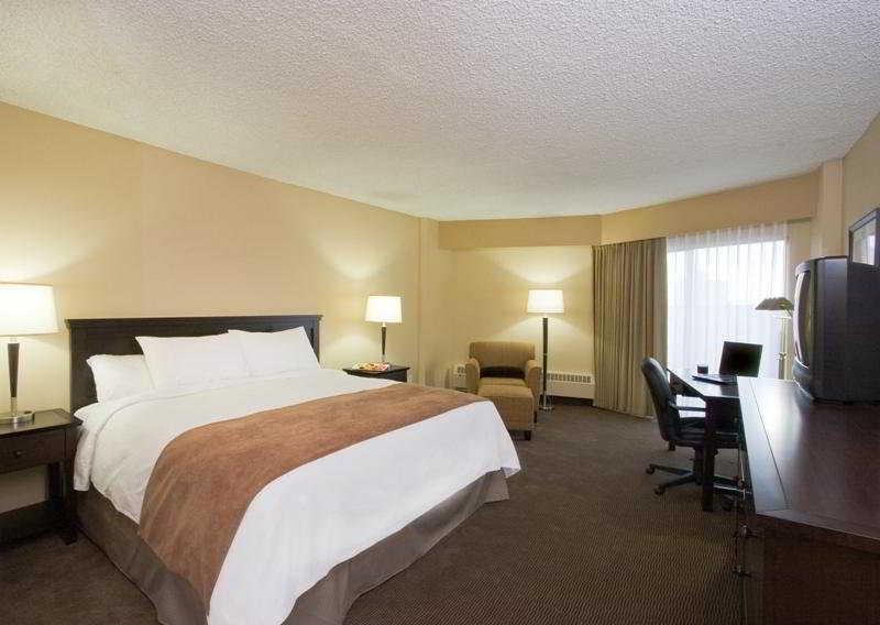Doubletree By Hilton Hotel & Conference Centre Regina Dış mekan fotoğraf