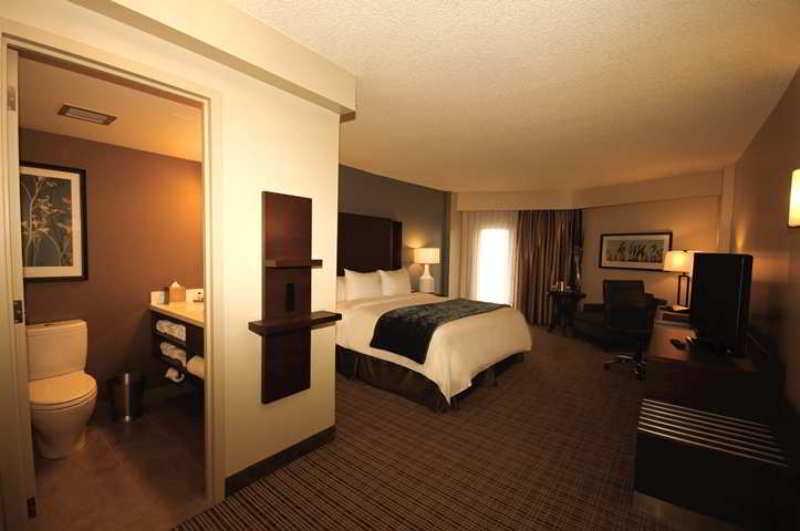 Doubletree By Hilton Hotel & Conference Centre Regina Dış mekan fotoğraf